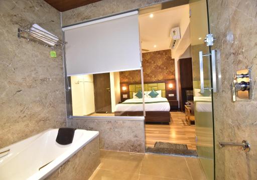 Hotel Candor Amigo Airoli Mind Space - Housity