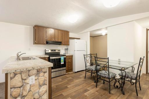 Gorgeous 3BR Guest House - Near COTA F1s & Airport - Housity