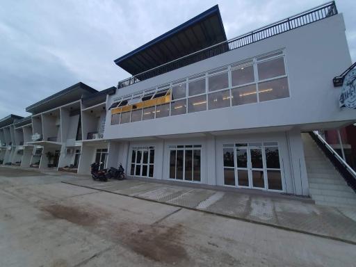 Laxur Odayya Hotel - Housity