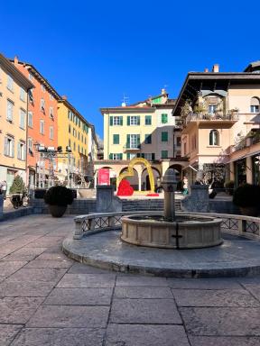 Fiore in Centro Riva - Housity