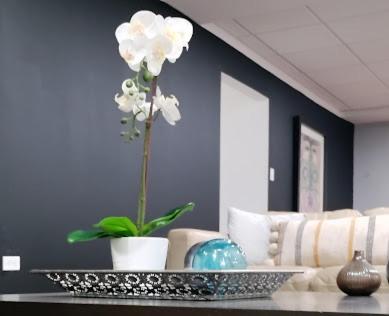 SJ SUITES HOTEL - Housity