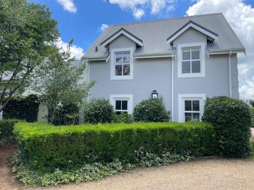 Quaint Gowrie Village Apartment - Housity