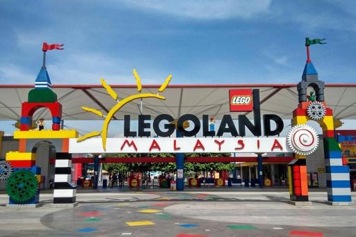 D Bunga 4 Homestay Legoland Nusajaya - Housity