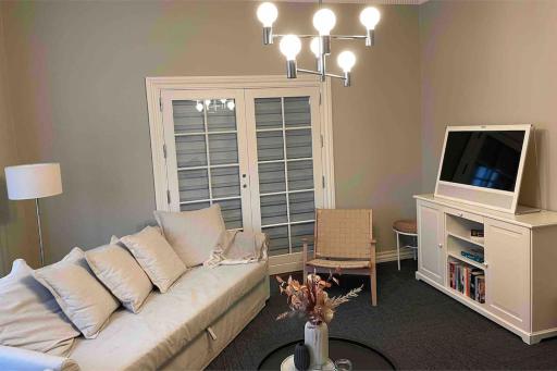 Cozy 4-Bedroom Apartment Aalborg - Housity