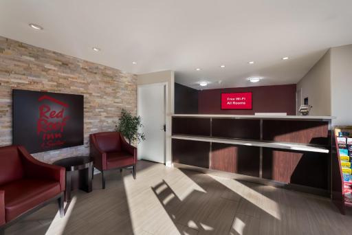 Red Roof Inn Stockton - Housity