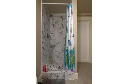 Gorgeous Guesthouse Near Amazing Downtown - Housity