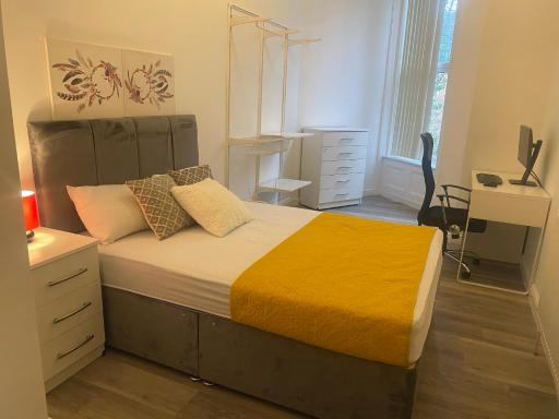 SEV House, Wakefield City Center - Housity