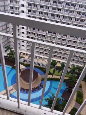 Condo at Shell Residences - Hizvo