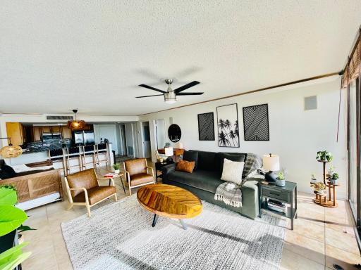 Mansions by the Sea - Housity