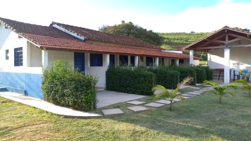 Pousada Vale das Cachoeiras - Housity