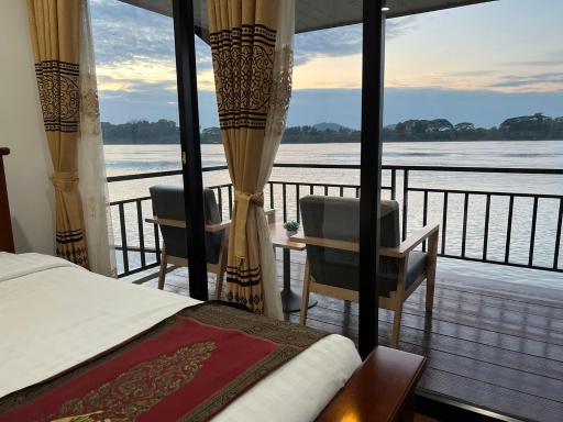 Riverside Chiangkhan - Housity