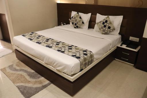 Heritage Blue Inn - Housity