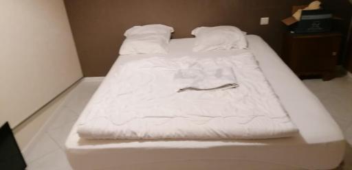 CHAMBRE 1 - Housity