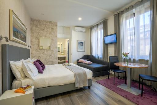 Monza City Rooms & Studios - Housity