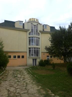 Pancho Family Hotel - Housity