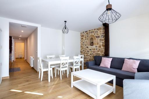 Apartamentos Los Edules - Housity
