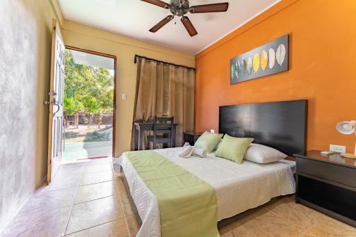 El Cocobolo Food&Rest Room 1 Bed and Breakfast WiFi AC Pkg gratis - Housity