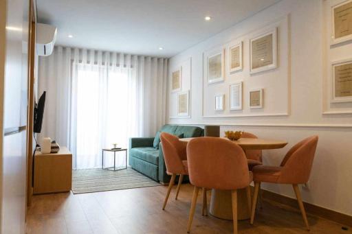 The Poets by Destiny Houses - Housity