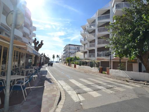 Apartment Layes Cambrils by Interhome - Housity