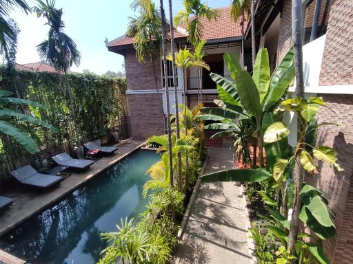 River and villa - Housity