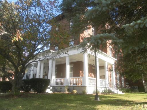 Inn at the Agora - Housity