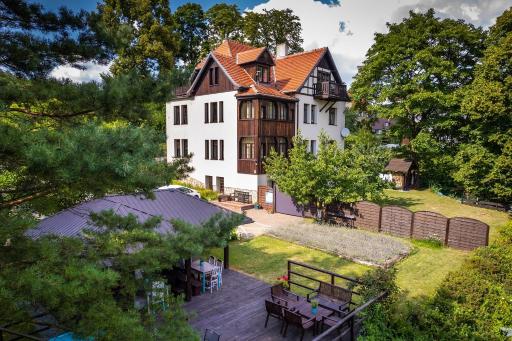 Willa Kwiaty Polskie - Housity