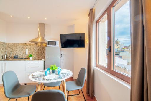 Apartamento 3 en la muralla romana junto a la Catedral - Housity