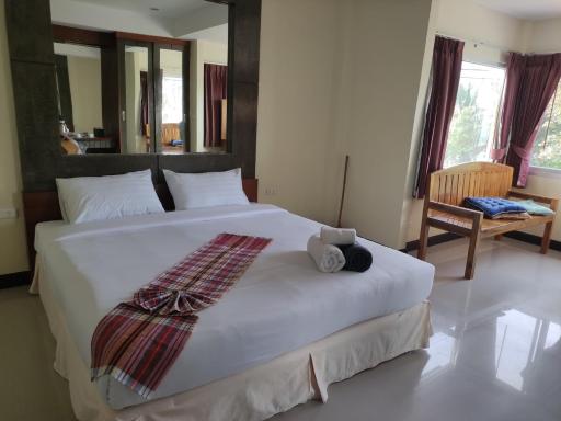 Baan Thara Guesthouse - Housity
