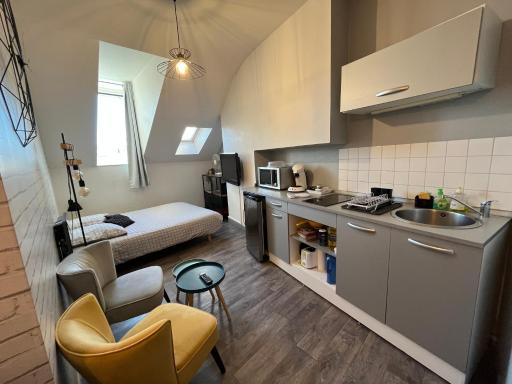 Charmant studio centre ville proche gare au calme coté cour - Housity