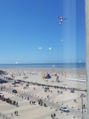 Berck: front de mer avec vue sur la plage - Housity