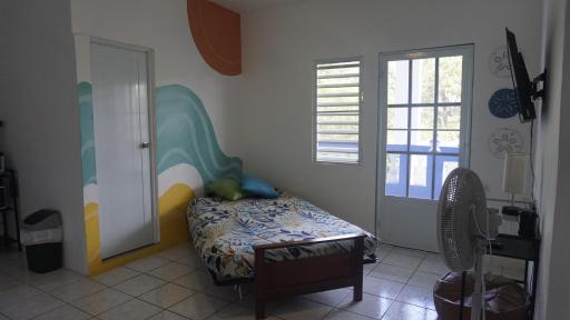 2B - Breezy 1-bdrm by Crashboat beach, sleeps 3 - Housity