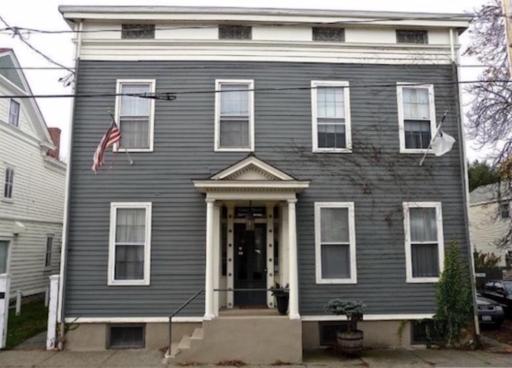 Hudson Valley Retreat in Downtown Hudson, NY - Sleeps 16-20 - Housity