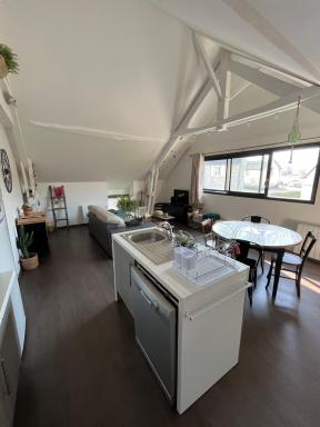 Appartement de la laiterie avec petit jardin. - Housity