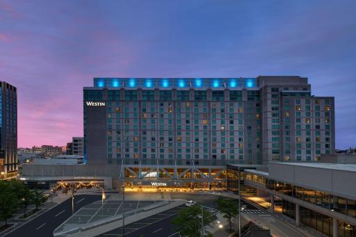 The Westin Boston Seaport District - Housity