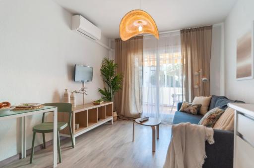 Apartamento con terraza cerca de la playa by InsideHome - Housity