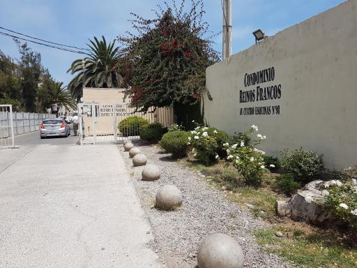 Departamento a pasos de la playa - Housity