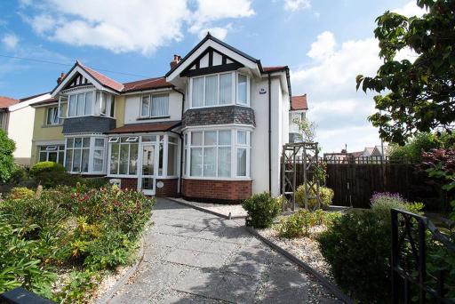 Anrose House - Housity