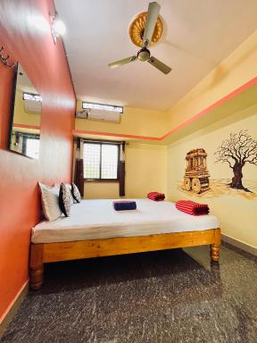 VAIBHAV HOME STAY - Housity