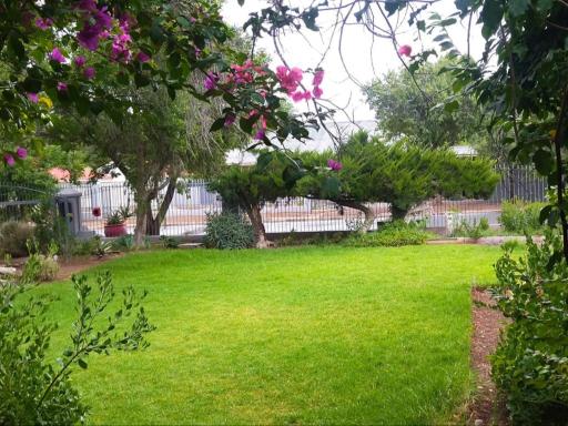 Royal Karoo Cottage unit 1 - Housity