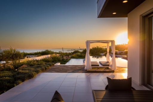 Love Bridge Seaview Villas - Housity