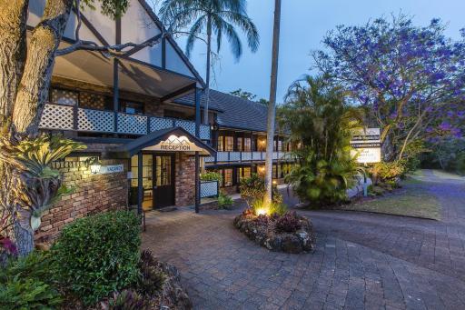 Montville Mountain Inn - Housity