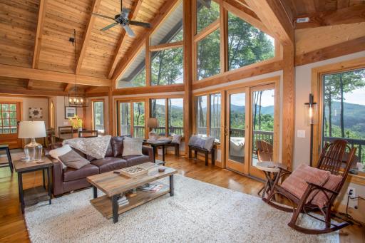 Bald Mountain Lodge - Housity
