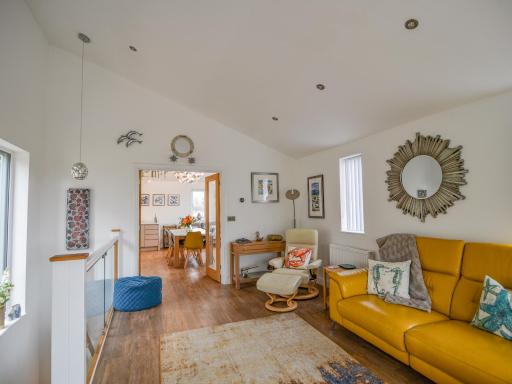 Blue Neptune - Housity