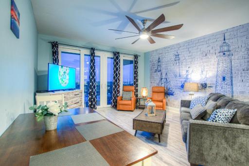 Laketown Wharf 831 By Aneliya - Housity