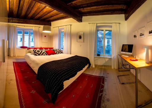 FishSquare - Housity