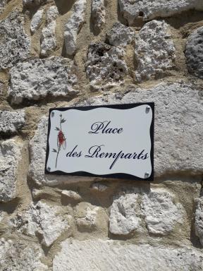 Gîte Les Remparts - Housity