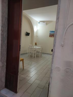 A due passi da Dante deluxe - Housity