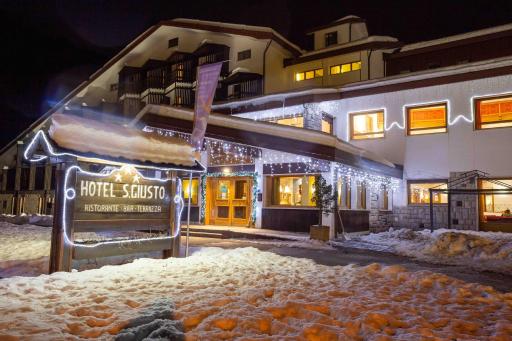 Hotel San Giusto - Housity