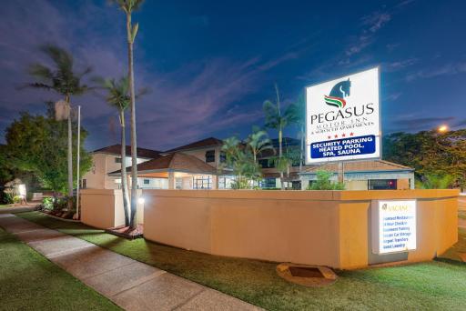 Pegasus Motor Inn and Serviced Apartments - Hizvo