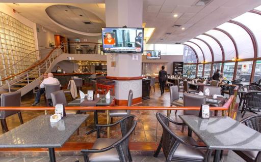 J&A Classic Hotel - Housity